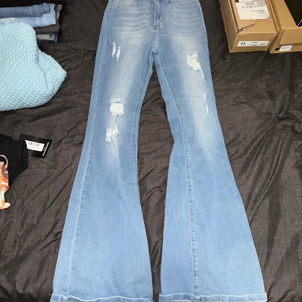 Blue jeans - Picture 2 of 7